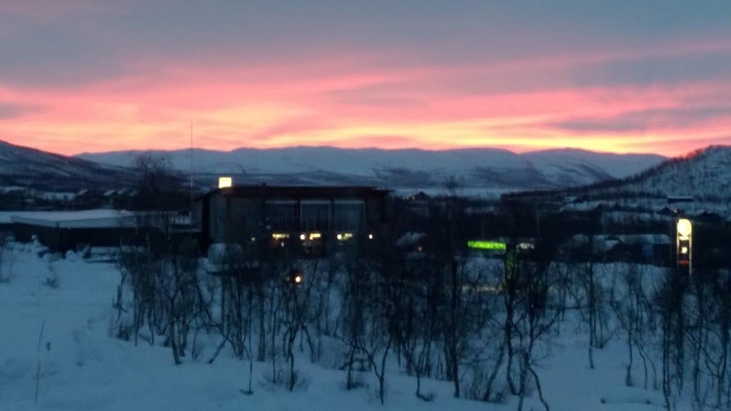 ArcticPolar Holiday Village Kilpisjärvi Esterno foto